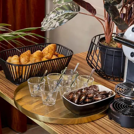 Le Rocroy 4* Parigi
