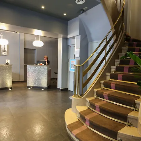 Le Rocroy 4* Parigi