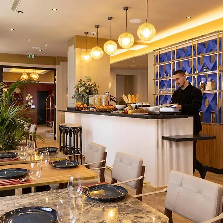 Le Rocroy Hotel Parigi