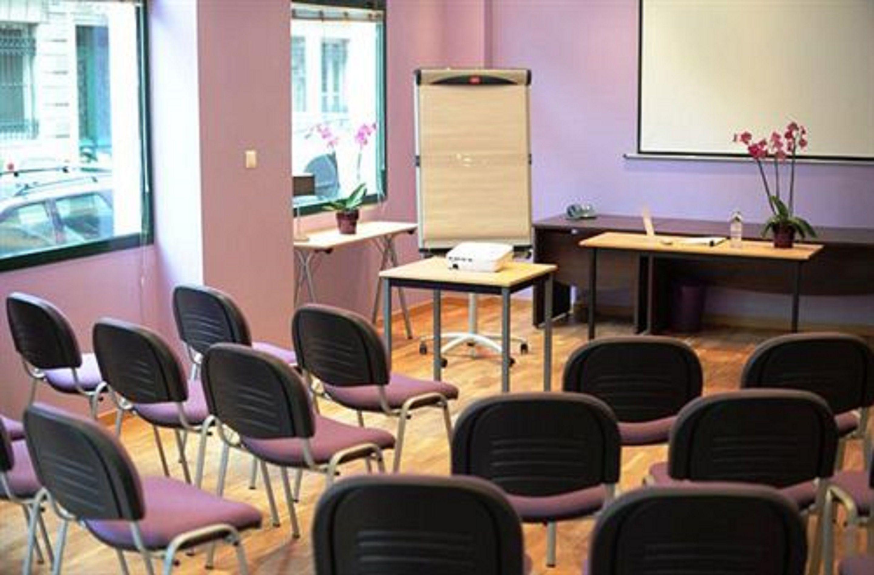 Hotel Le Rocroy Parigi